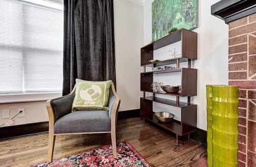 Lincoln Terrace Apartment | Howes Capitol II-Sleek & spacious-walk to OU Med