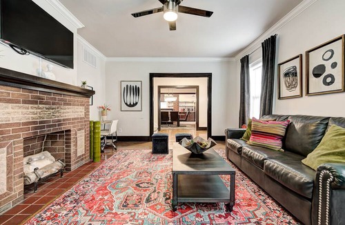 Lincoln Terrace Apartment | Howes Capitol II-Sleek & spacious-walk to OU Med
