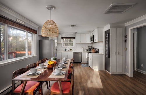 Kabletown House | Huckleberry Hills | Hot Tub & Fire Pit & Dogs