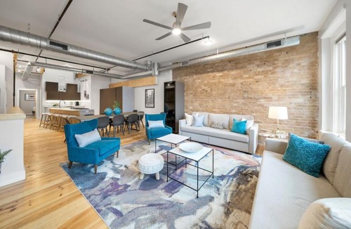 Over-the-Rhine House | Huge Retrea w Rooftop Deck Stay At Farmers Market