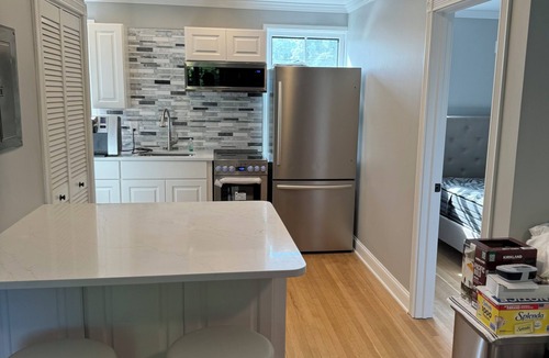 Norwich House | Huge Spacious 7-bedroom house with WiFi, AC and a Pool in wonderful Norwich