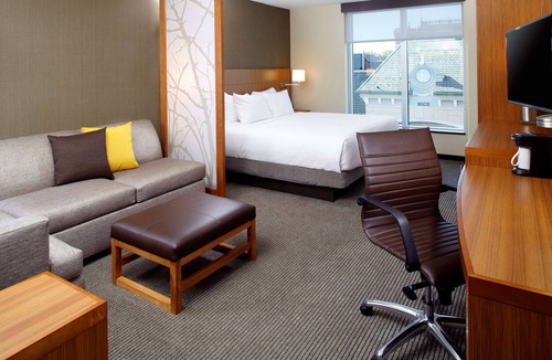 Lyndhurst Hotel | Hyatt Place Cleveland/Lyndhurst/Legacy Village