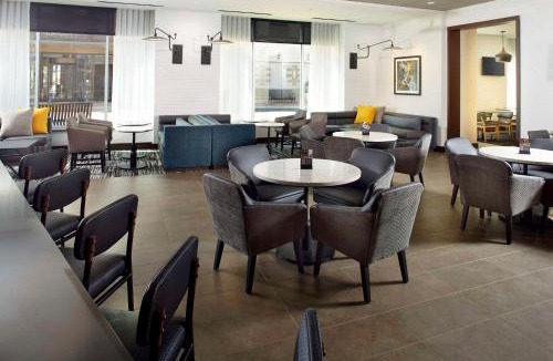 Lyndhurst Hotel | Hyatt Place Cleveland/Lyndhurst/Legacy Village