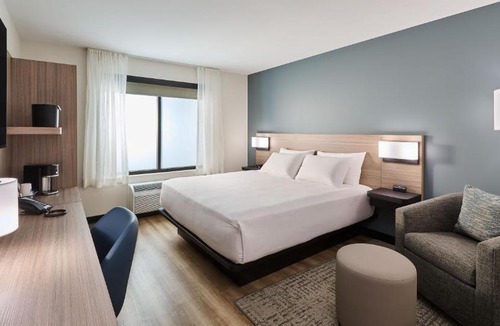 Jeffersonville Hotel | Hyatt Select Louisville North