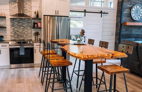 Rockbridge House | I'll Have S'More - Hocking Hills -Lux In & Out