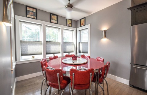 York Beach House | Ice Pond Cottage at Short Sands Beach