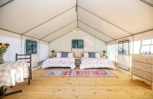 Cassville Other | Iconic Tented Cabin with Fire Pit in Cassville, Missouri