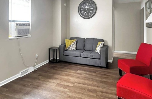 Indiana Apartment | Ideal 2BR/1BA Apartment: Near IUP & More!