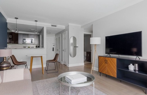 Prudential - St. Botolph Apartment | Ideal Back Bay 1BR w/Rooftop & Gym, nr Shopping & Dining, by Blueground