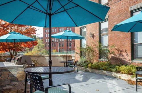 Lower Mills Apartment | Impeccable Dorchester Lower Mills 2BR w/Gym & W/D, by Blueground