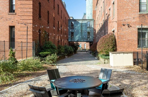 Lower Mills Apartment | Impeccable Dorchester Lower Mills 2BR w/Gym & W/D, by Blueground