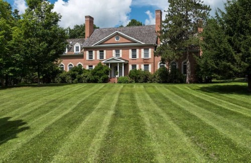 Old Chatham House | Incredible Estate: Pool, Pond, Gym, Arcade, Trails & more: Perfect Summer Vacate