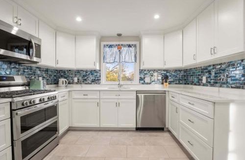 Hyannis House | Incredible Family Escape Game Room Waterfront