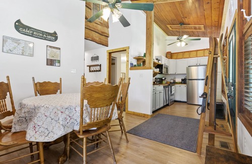 Jefferson Township Cabin | Indoor treehouse! Swivel fire pit & gas grill. Close to trails & attractions.
