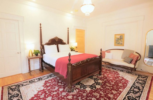 Downtown Portland Hotel | Inn at Park Spring 1 - Self Check In - Parking