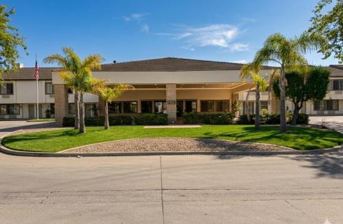 Lompoc Hotel | Inn of Lompoc