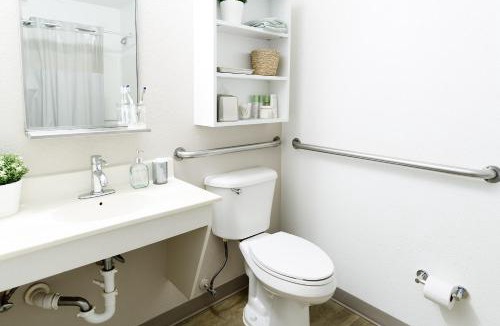 Edmond Hotel | InTown Suites Extended Stay Oklahoma OK – Edmond