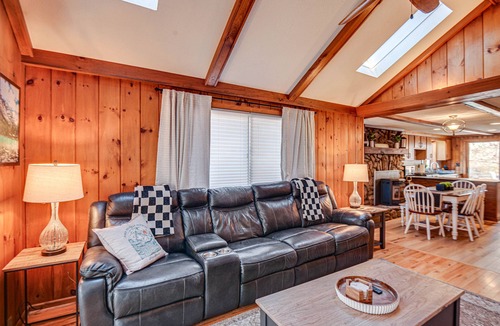 Alton House | Inviting Alton Bay Home Near Lake Winnipesaukee!