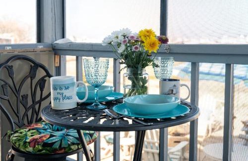 Newbury House | Island SunRise