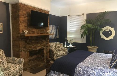Bardstown Hotel | Jailer's Inn