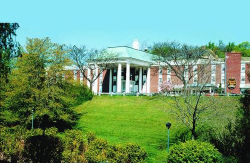 Plymouth Cultural District Hotel | John Carver Inn & Spa