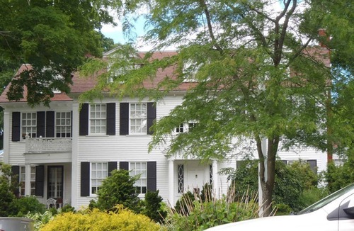 Norwich House | Judge Brown Near Norwich CT Casinos