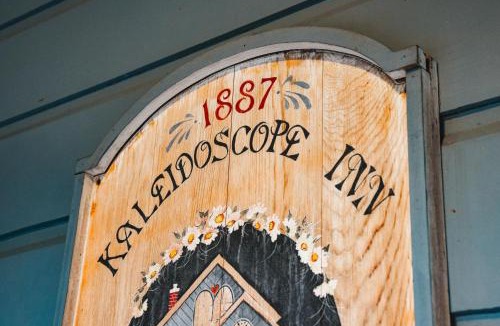 Nipomo House | Kaleidoscope Inn & Gardens