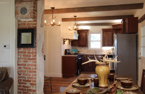 New Century House | Kansas Farm & Lake Stay. Wade Ranch. World Cup