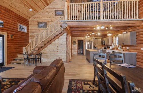 Kalifornsky Cabin | Kenai Peninsula Base Camp All Cabins on property