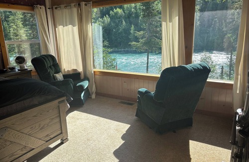 Sterling House | Kenai River Frontage - Bings Landing