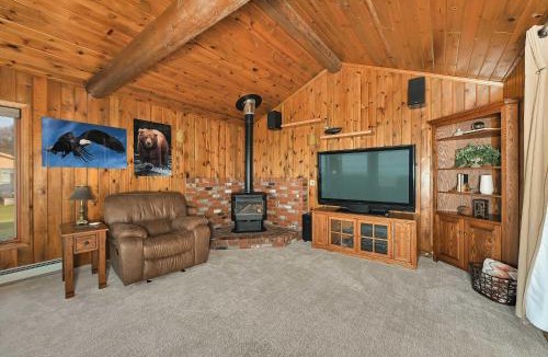 Salamatof House | Kenai Vacation Rental w/Volcano Views & Decks!