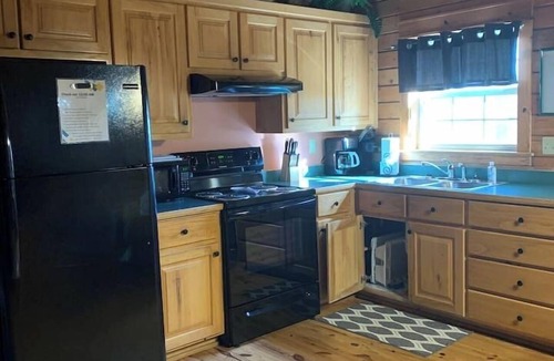 Garfield Cabin | Kenzy’s Wiilderness Lake View Cabin
