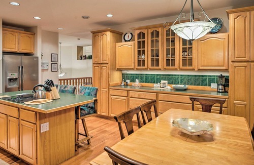 Ketchikan House | Ketchikan Home: Bay Views, 1/2 Mi to Hiking Trails