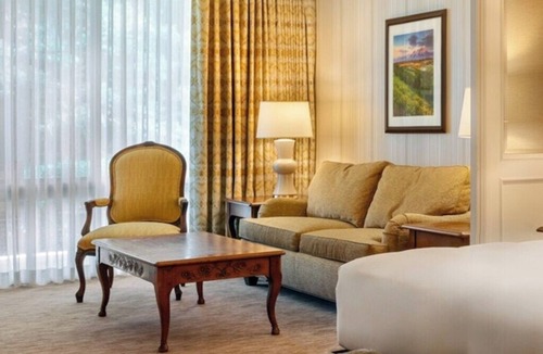 Cheyenne Hotel | King Pool | Little America | Poolside Days, Golf Access, Resort Calm | 2 Units