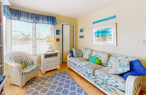 Fenwick Island House | Kings Grant Home Between Ocean & Bay w/Shared Pool, WD, WiFi - Bright and Cheerful