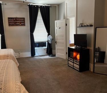 Chanute Apartment | Ks Place Loft