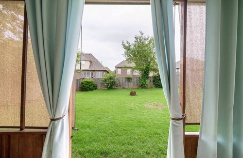 Jenks House | La Fleur Jenks | 5BR Near Tulsa & Tanger Outlets