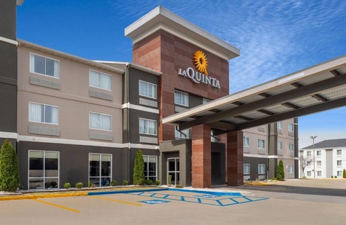 Fayetteville Hotel | La Quinta by Wyndham Fayetteville