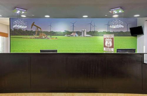 Tulsa Hotel | La Quinta by Wyndham Tulsa Airport/Expo Square