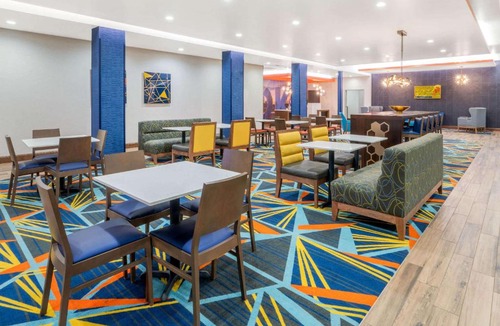 Central Oklahoma City Hotel | La Quinta by Wyndham Oklahoma City Airport