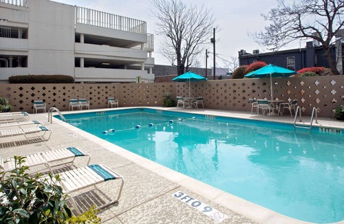 Downtown Little Rock Hotel | La Quinta Inn & Suites by Wyndham Downtown Conference Center