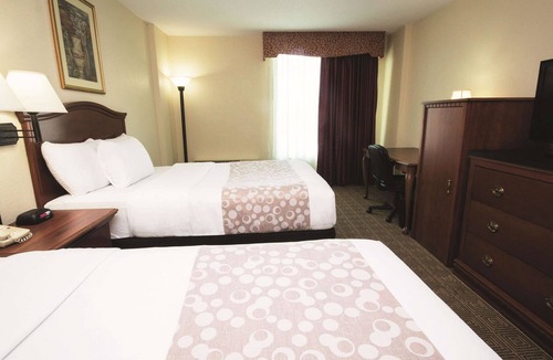 Downtown Little Rock Hotel | La Quinta Inn & Suites by Wyndham Downtown Conference Center