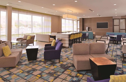 Page Hotel | La Quinta Inn & Suites by Wyndham Page at Lake Powell