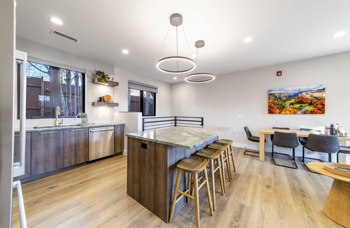 Zion National Park South Entrance Villa | LaFave-Luxury Villa at Zion: Cathedral Mountain