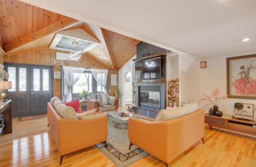 Lake Carmel House | Lake Carmel Access: Waterfront Home w/Deck!