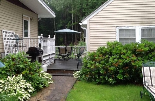 Northwood Apartment | Lake Cottage Studio, Sandy Beach, RowBoat & Kayaks, Awesome Fishing, Swimming
