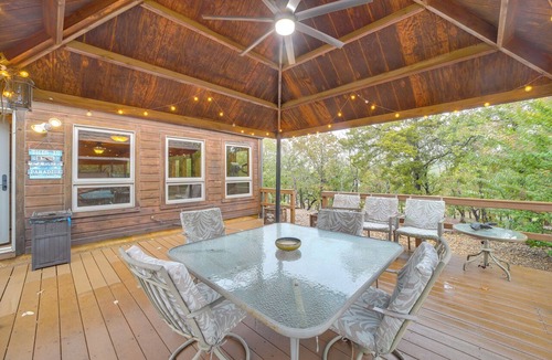 Longtown Cabin | Lake Eufaula Cabin w/Dock at Nine Marina