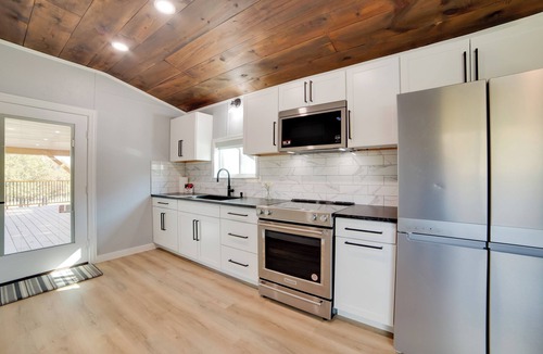Emory Apartment | Lake Fork Studio w/Boat Ramp | A Loft