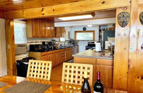New Marlborough House | LAKE FRONT LAKE BUEL Monterey New Marlborough 10 M GREAT BARRINGTON PRIVATE DOCK