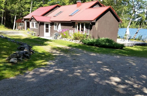 Lincoln House | Lake Front Property- Private, with nearly 200 feet of unobstructed Frontage!